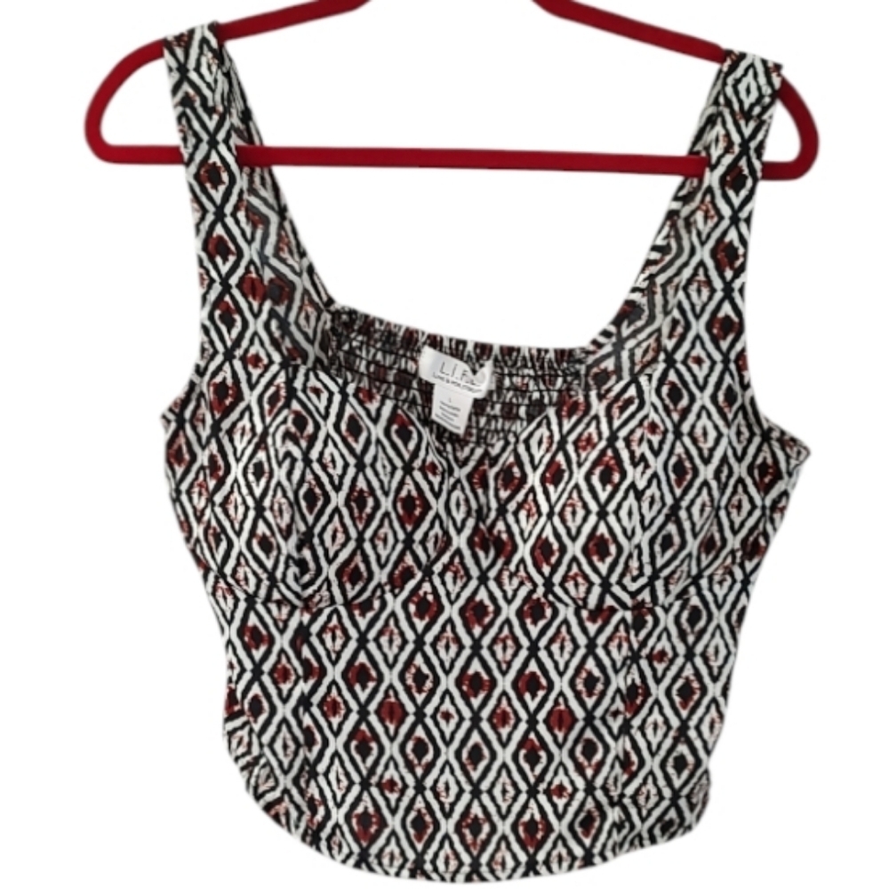 L.I.F.E. Diamond Patterned Crop Top
